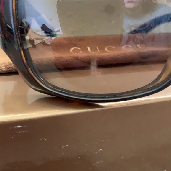 Authentic Women’s Gucci Sunglasses main image 8